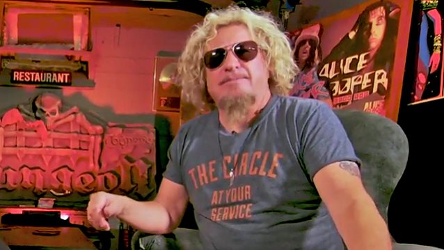 SAMMY HAGAR: 'I Wanna Be The Oldest Living Rock Star On The Planet One Day'